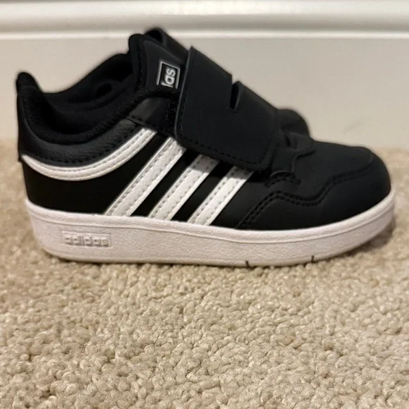 adidas Kids Black and White Sneakers - Picture 4 of 6